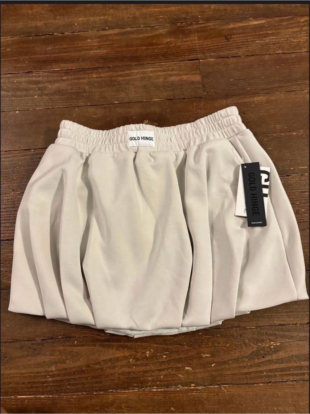 38. Gold Hinge Cream Bubble Skirt